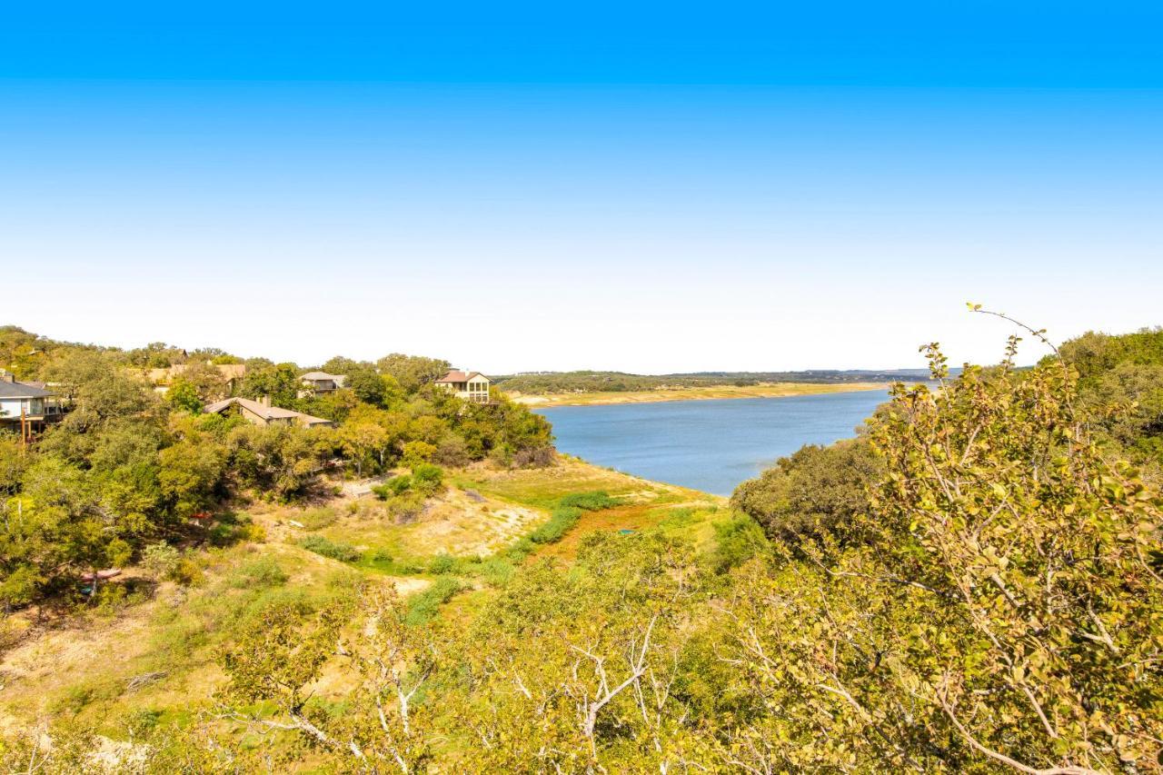 Spicewood Treehouse Villa Bagian luar foto